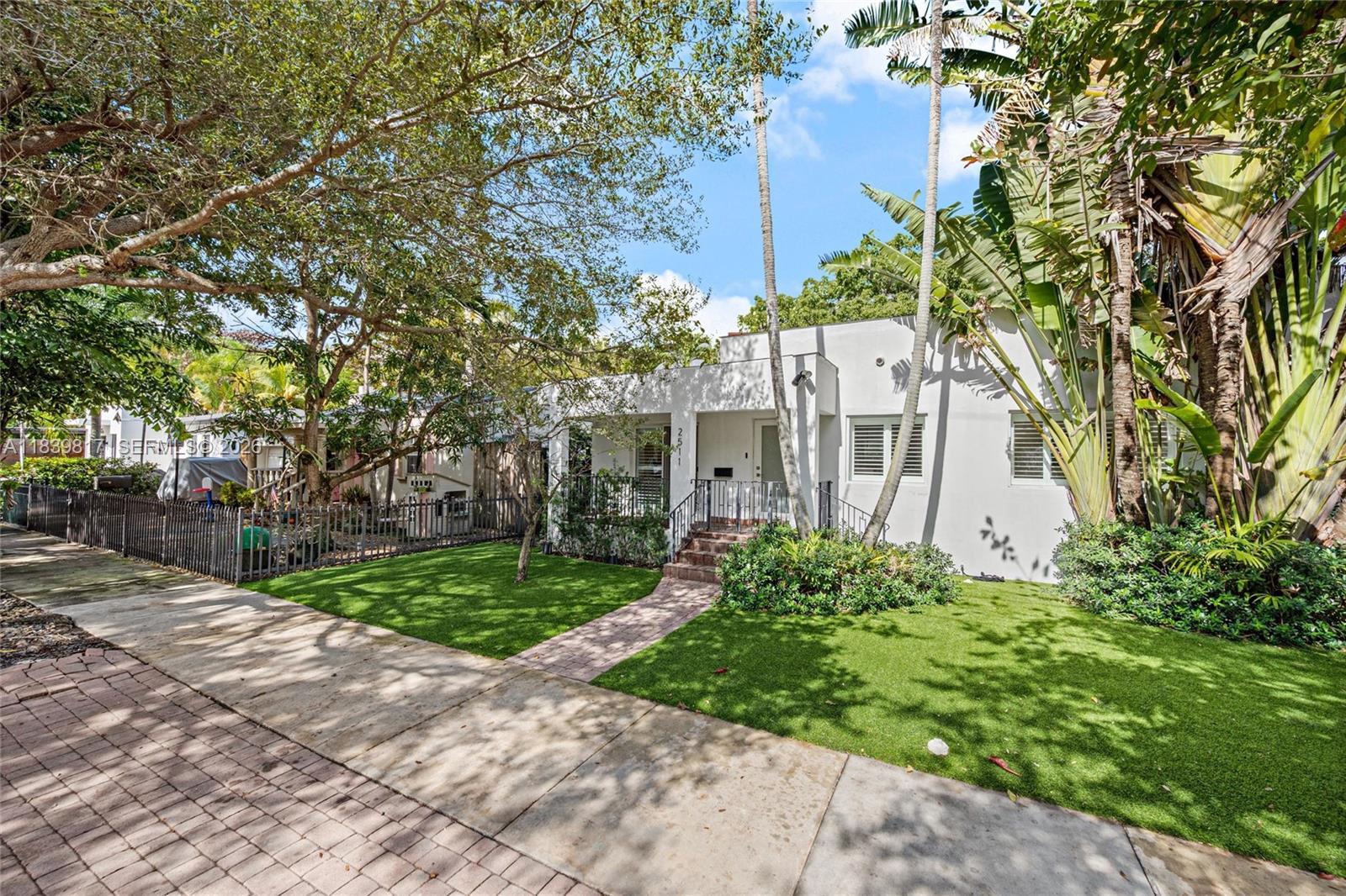 2511 Tequesta Ln, Coconut Grove, Florida 33133