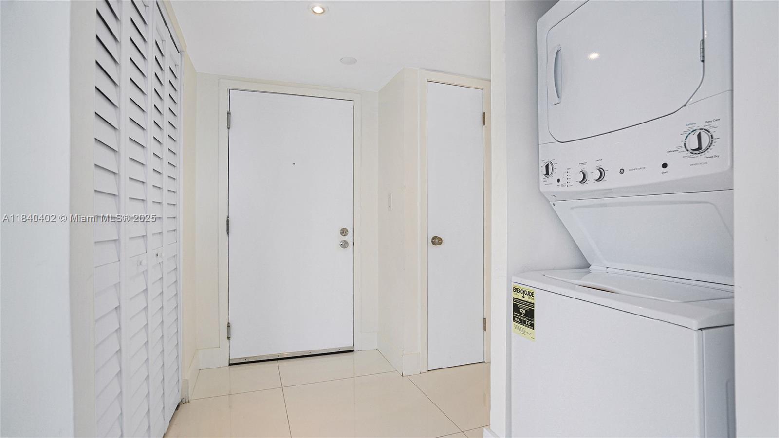 770 Claughton Island Dr #1502, Miami FL 33131