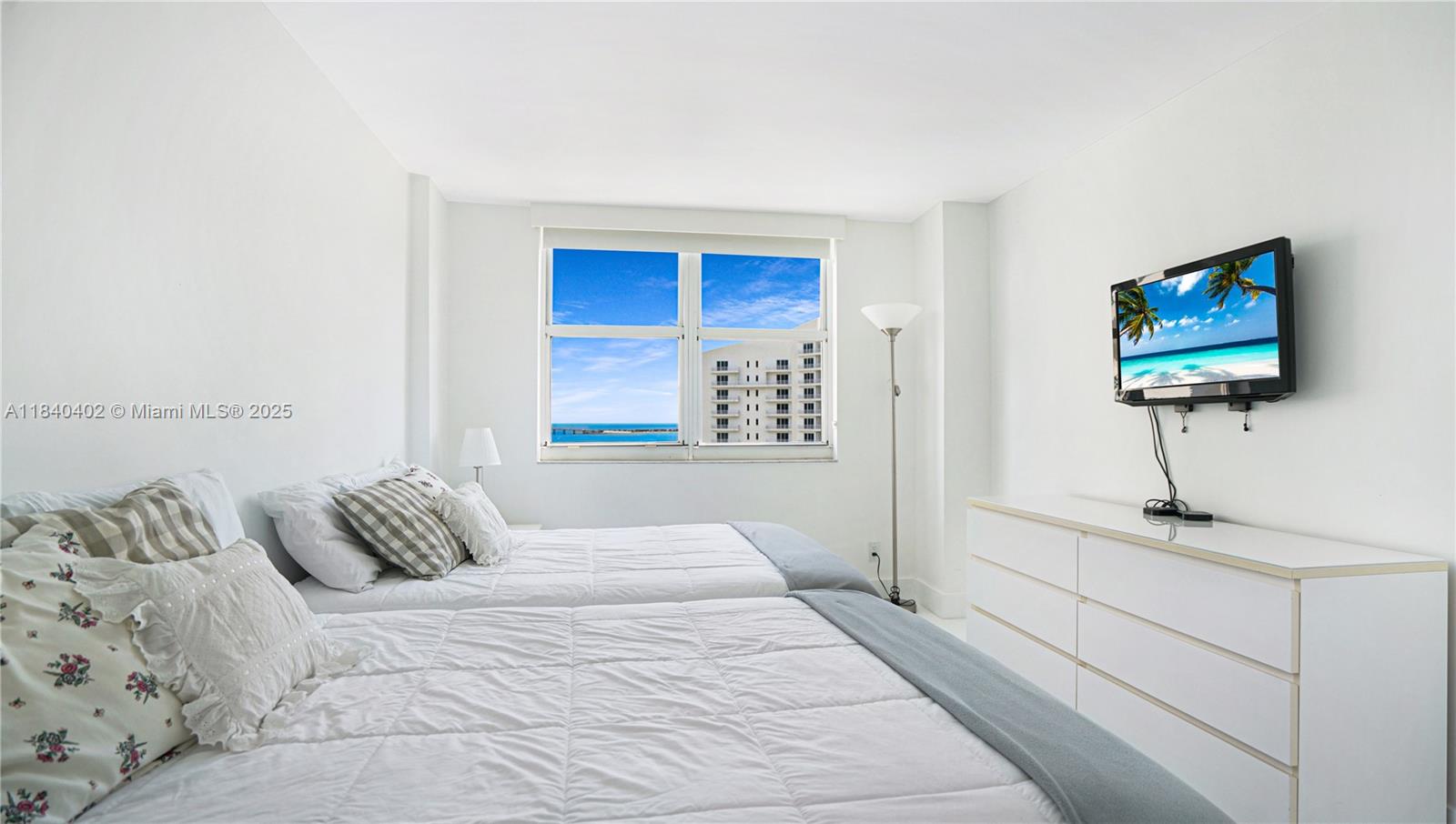 770 Claughton Island Dr #1502, Miami FL 33131