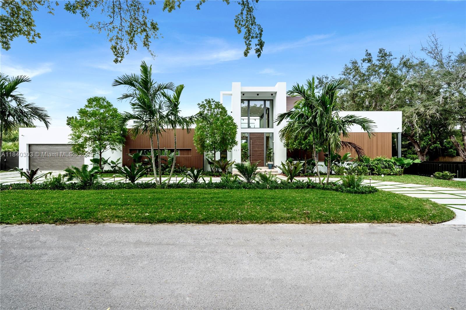 967 117th St, Biscayne Park, Florida 33161