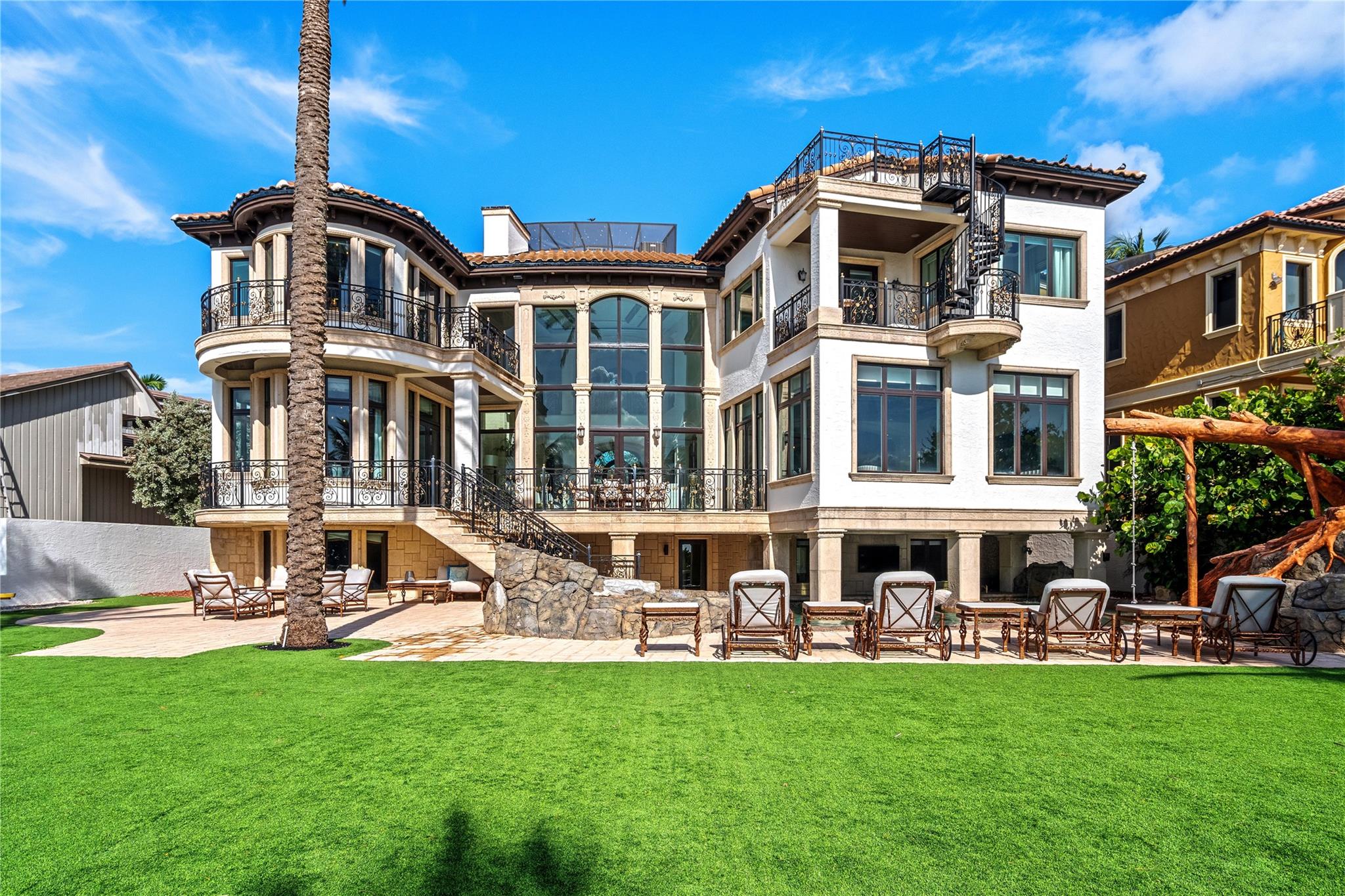 Homes for sale in Pompano Beach, FL | 2306 Bay Dr, Pompano Beach, FL 33062 | MLS# F10514259