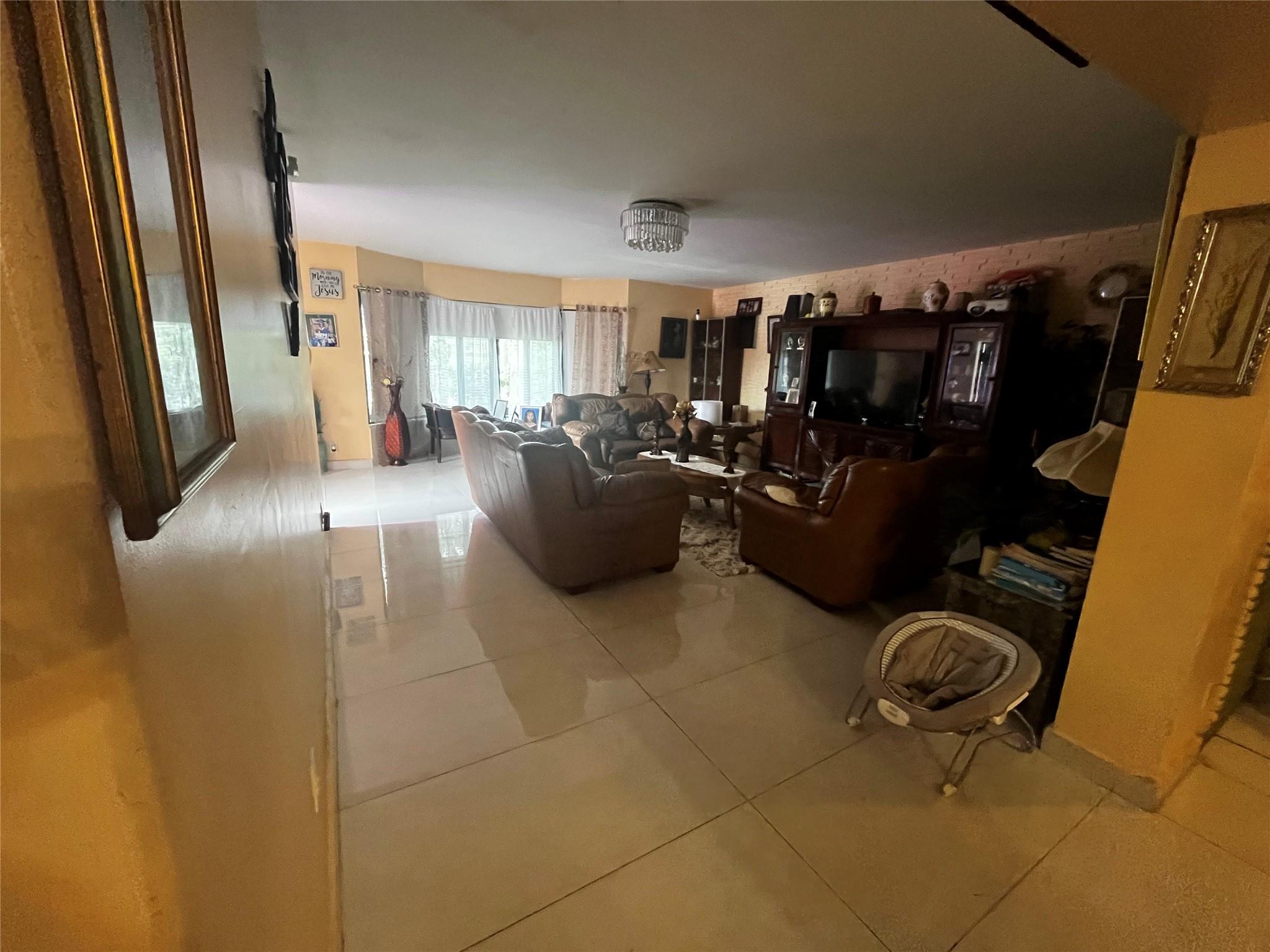 Homes for sale in North Miami, FL | 1265 Nw 134Th St, North Miami, FL 33167 | MLS# F10515327