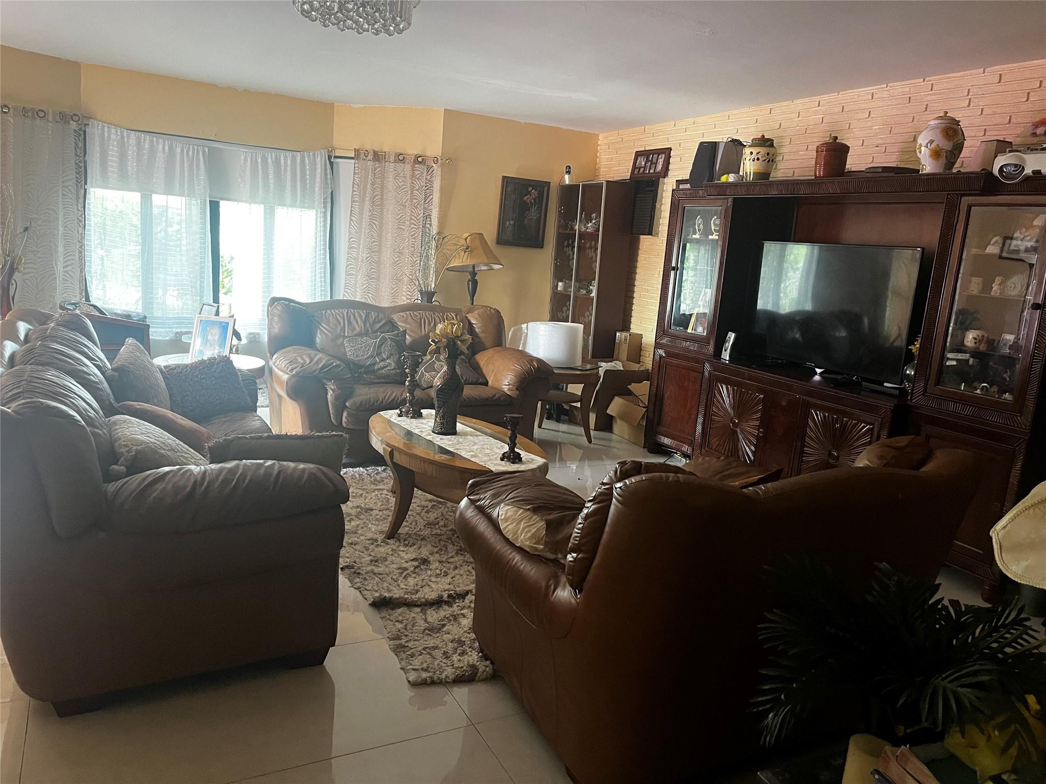 Homes for sale in North Miami, FL | 1265 Nw 134Th St, North Miami, FL 33167 | MLS# F10515327