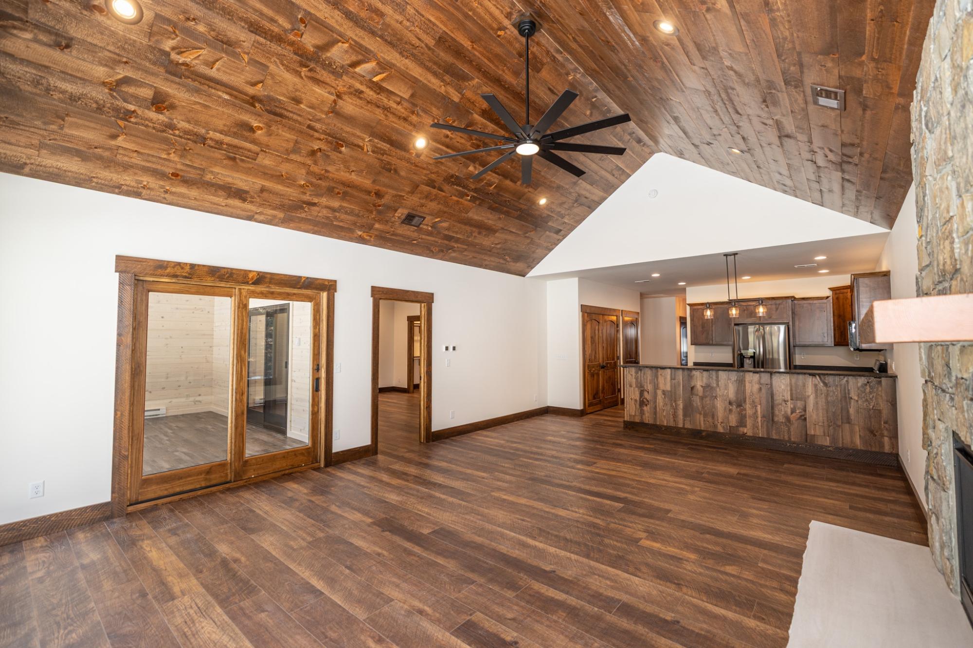 Arrowhead Lake Property 1104 Serenz Ln Photo 12