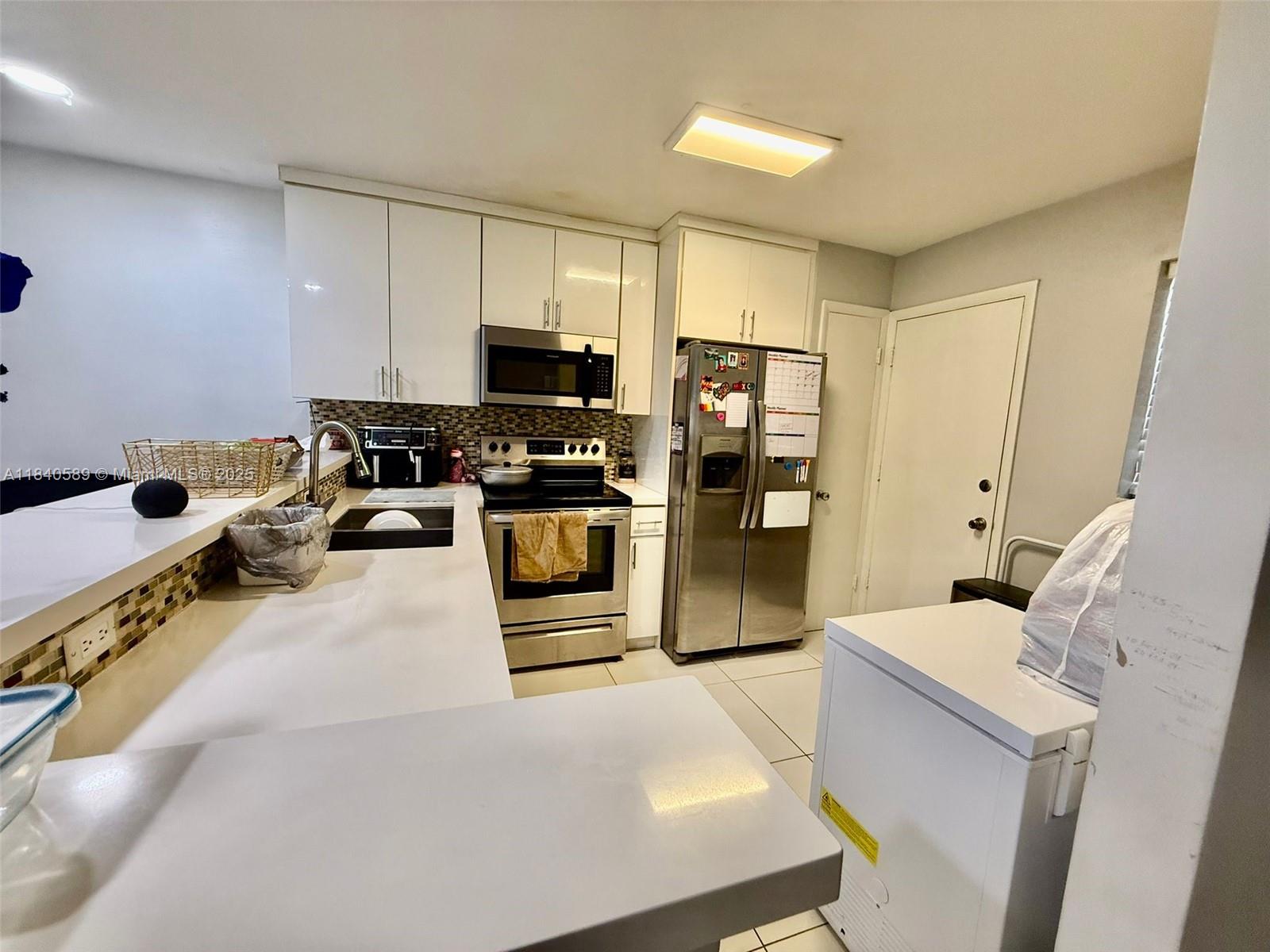 Fourth Horizons Condo