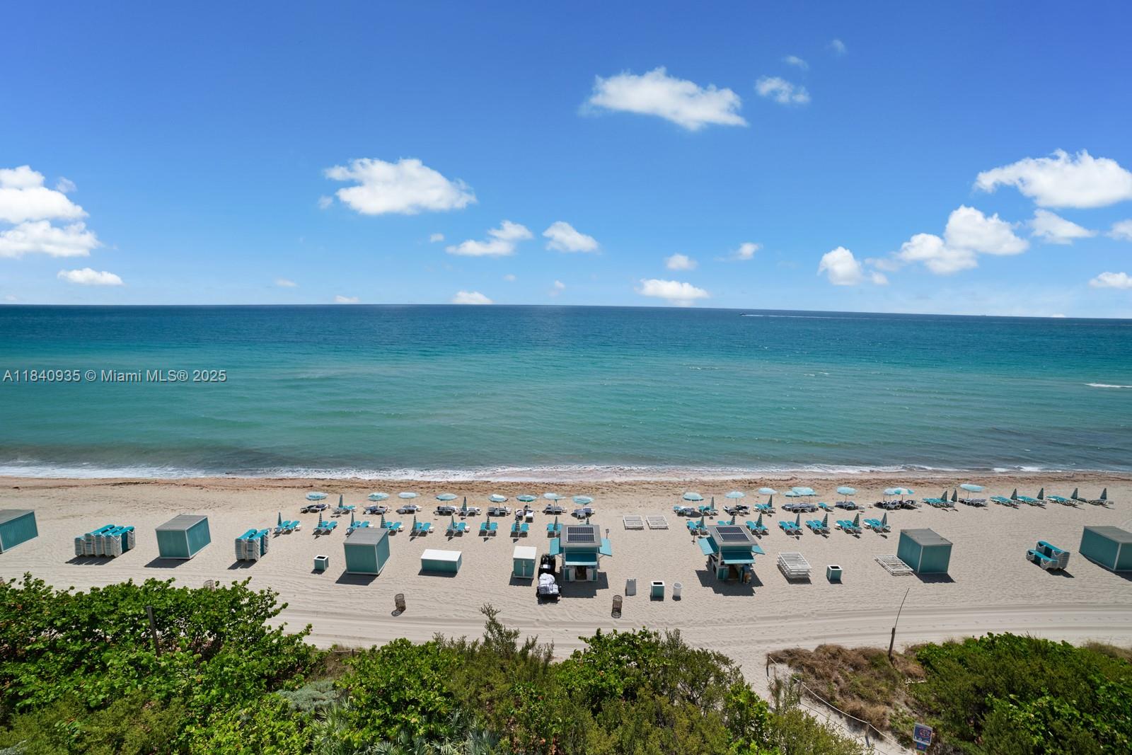 Condo for Sale in Miami Beach, FL