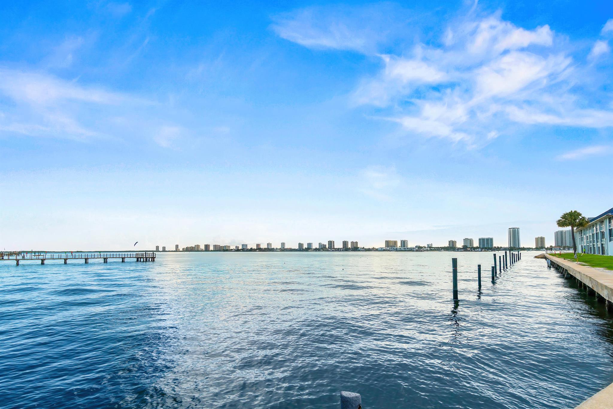 Dolphin Point Aka Wilshir