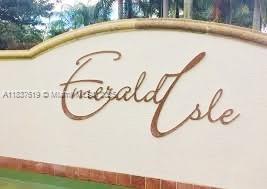 Emerald Isle At Laguna La