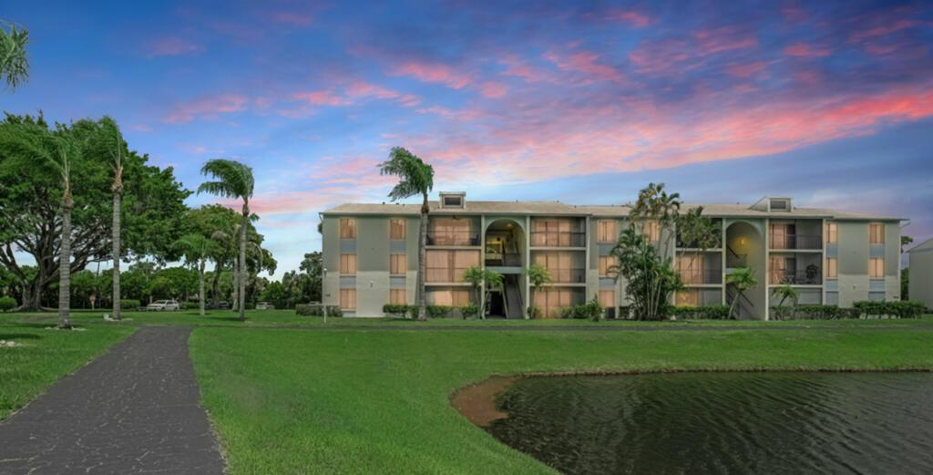 Palm Club Village II Cond