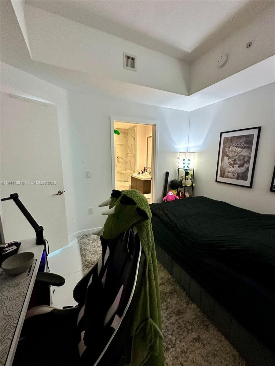 851 NE 1st Ave #3005, Miami FL 33132
