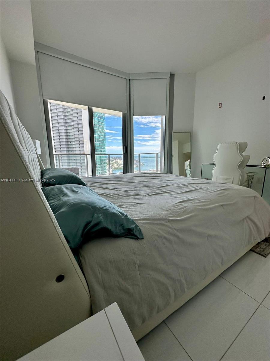 851 NE 1st Ave #3005, Miami FL 33132