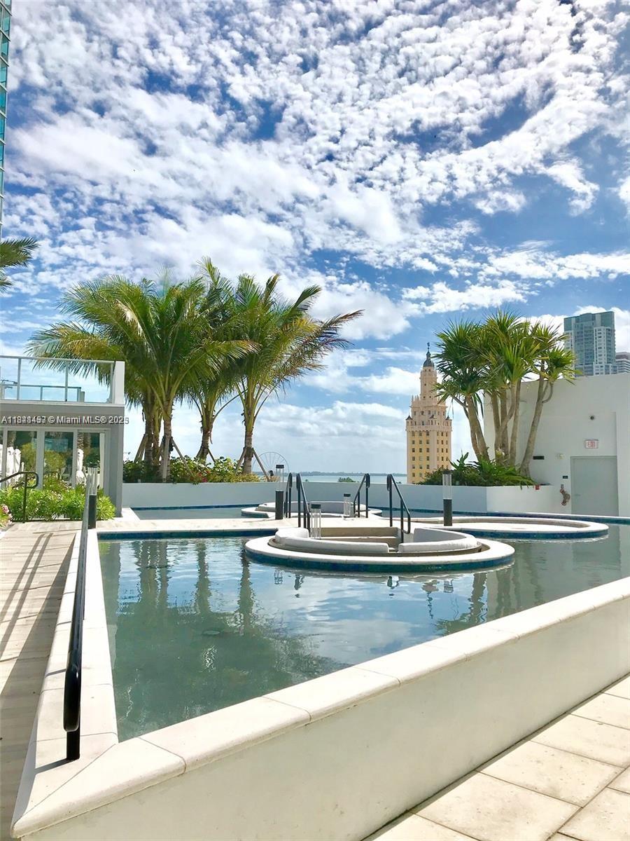 851 NE 1st Ave #3005, Miami FL 33132