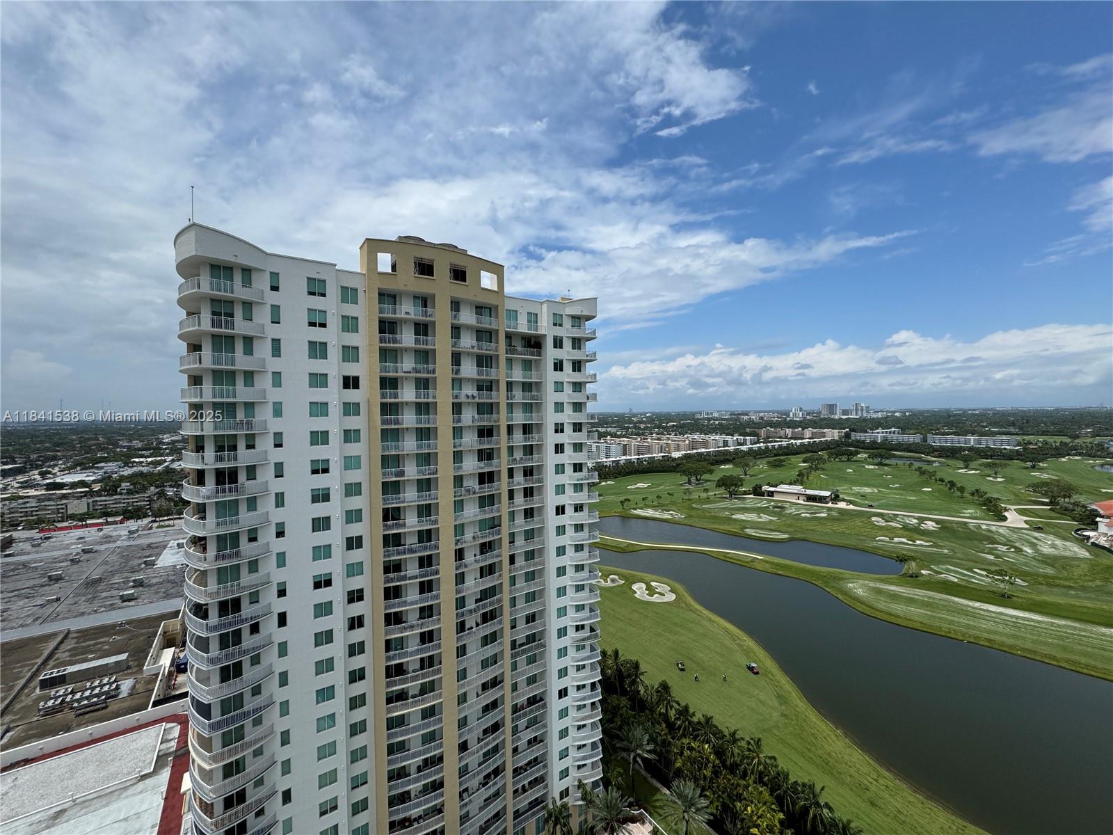 Duo Condominium East