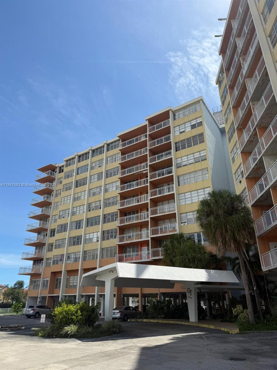 Crestview Towers Condo