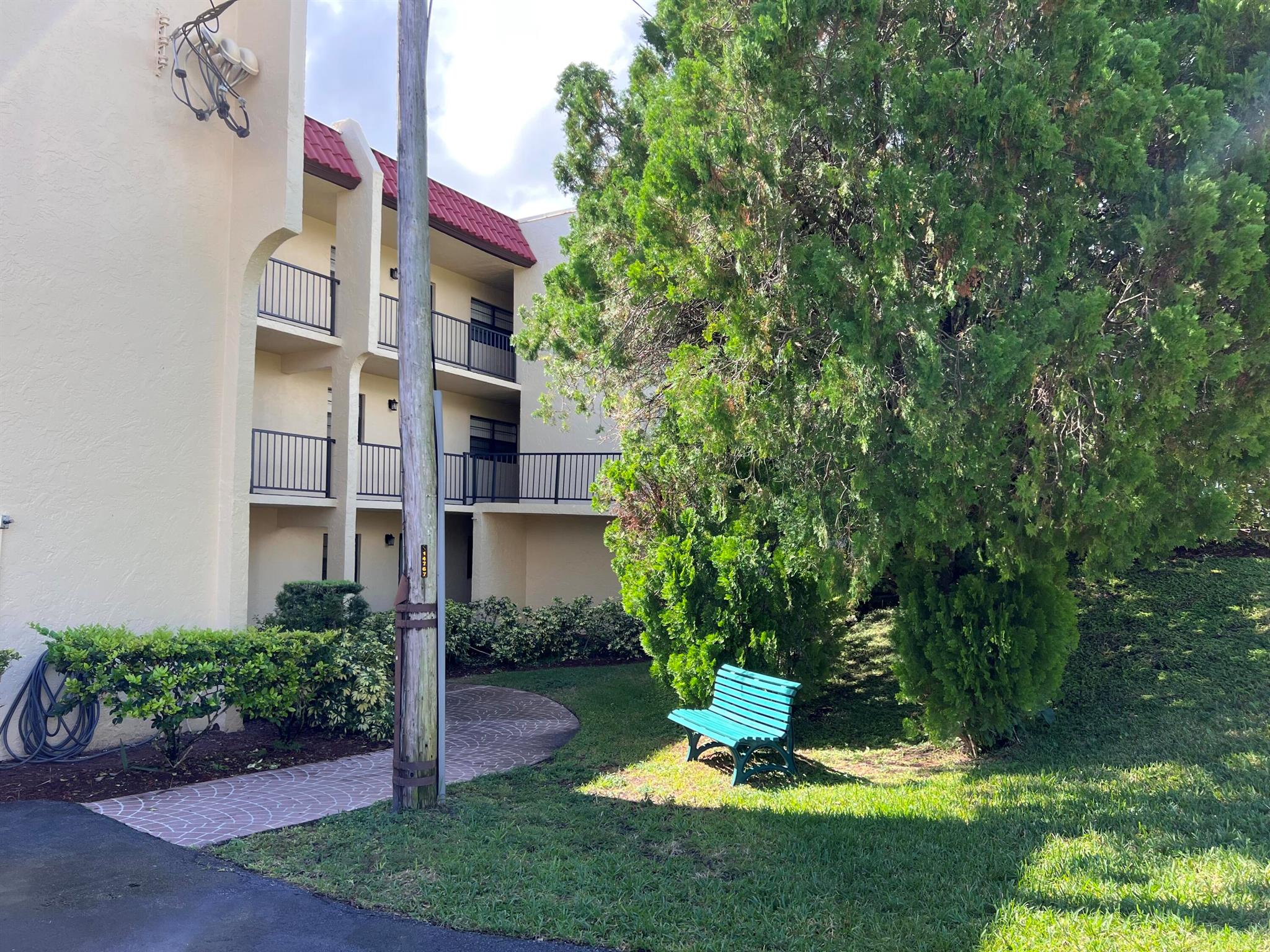 Homes for sale in Fort Pierce, FL | 2050 Oleander Boulevard #6-102, Fort Pierce, FL 34950 | MLS# R11108165