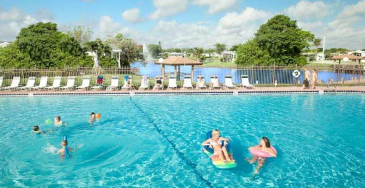 Homes for sale in Davie, FL | 3140 Sw 51St Avenue, Davie, FL 33314 | MLS# R11108170