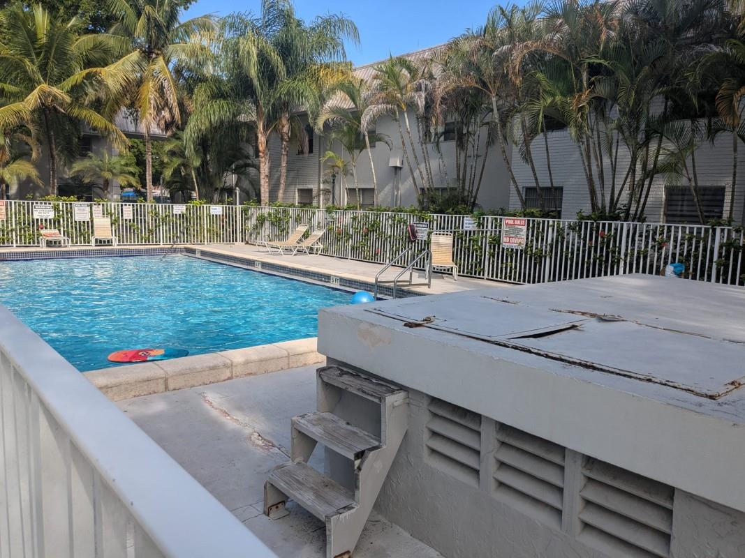 Homes for sale in Palmetto Bay, FL | 17367 Sw 95th Ave #17367, Palmetto Bay, FL 33157 | MLS# F10515645