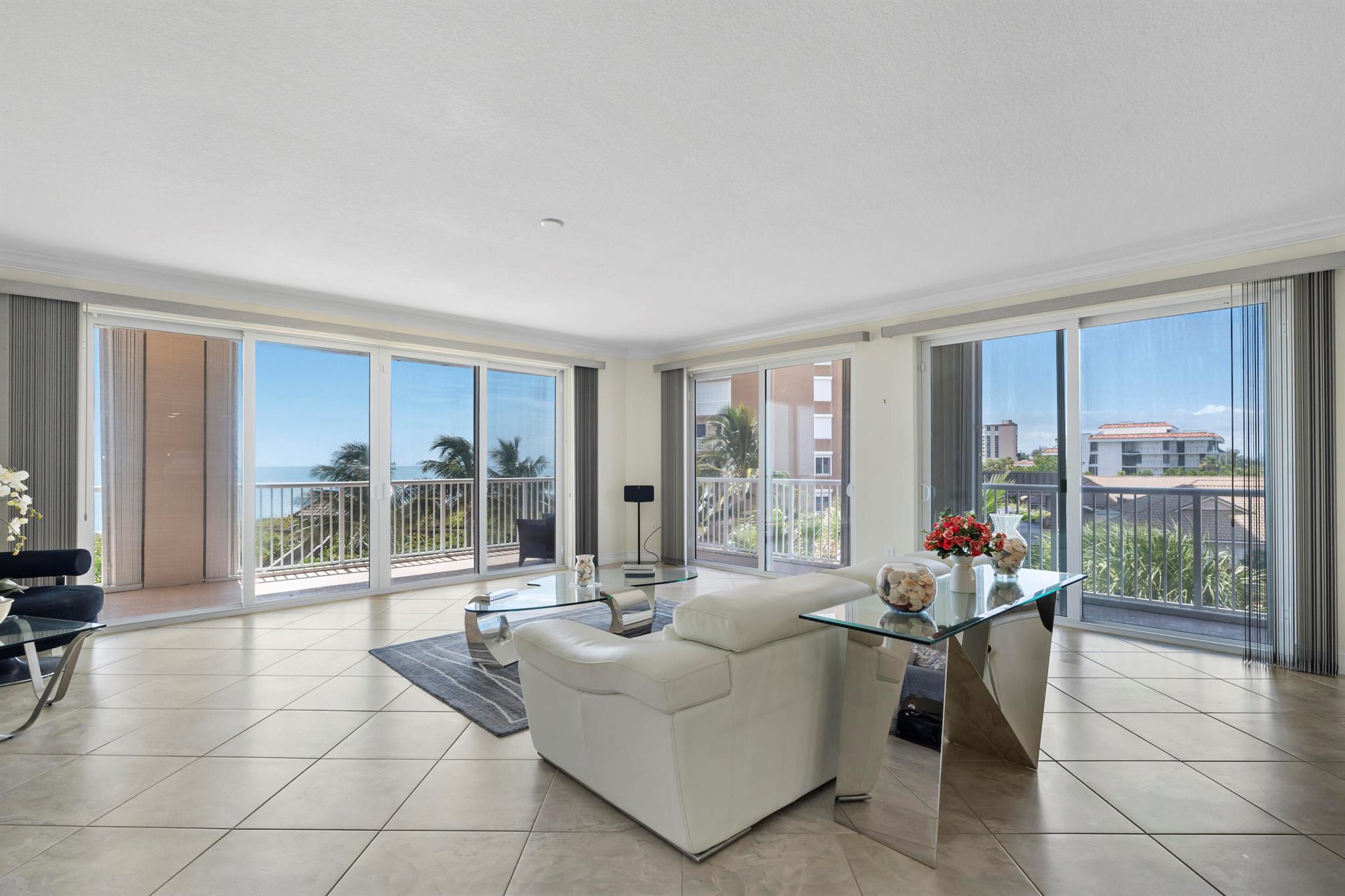 Homes for sale in Hutchinson Island, FL | 4180 N Hwy A1A 305 B #305b, Hutchinson Island, FL 34949 | MLS# R11108250