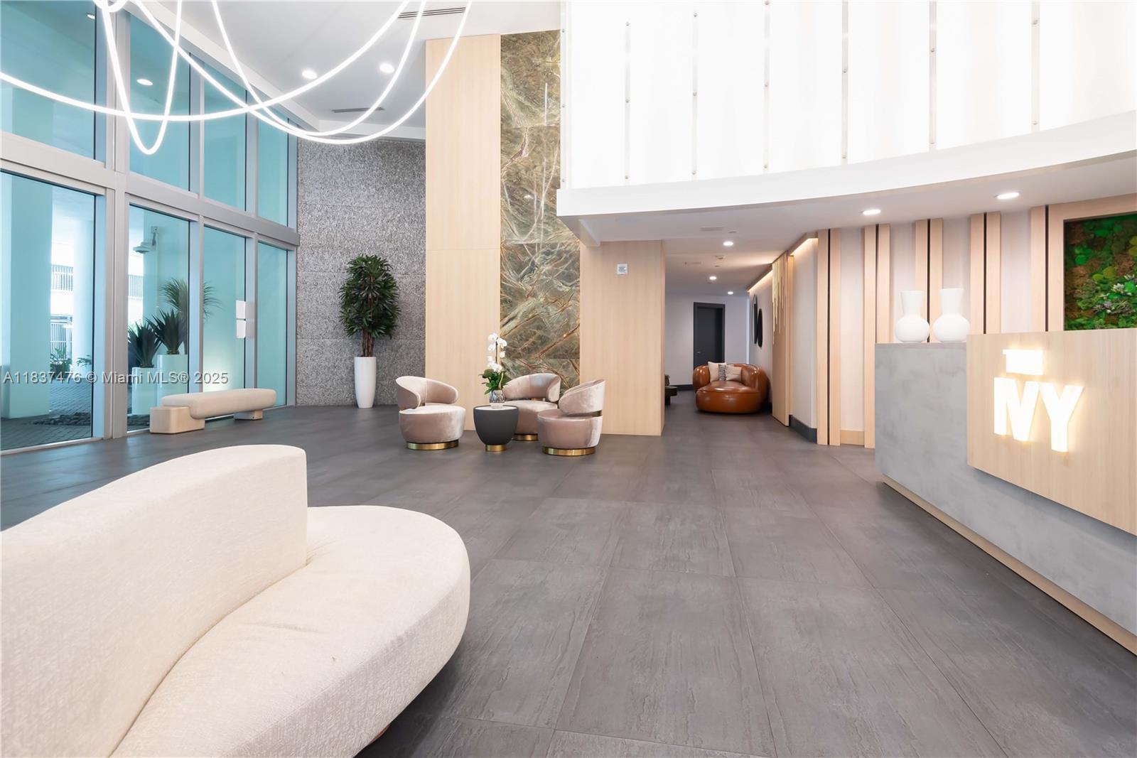 Condo for Sale in Miami, FL