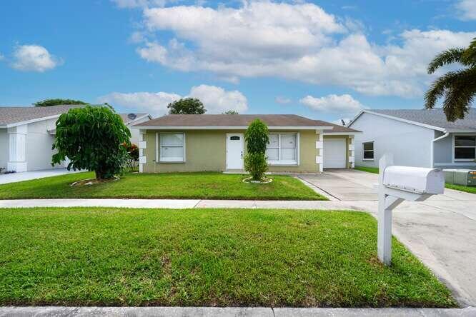 5580 Priscilla Lane Lake Worth FL 33463 | R11108284