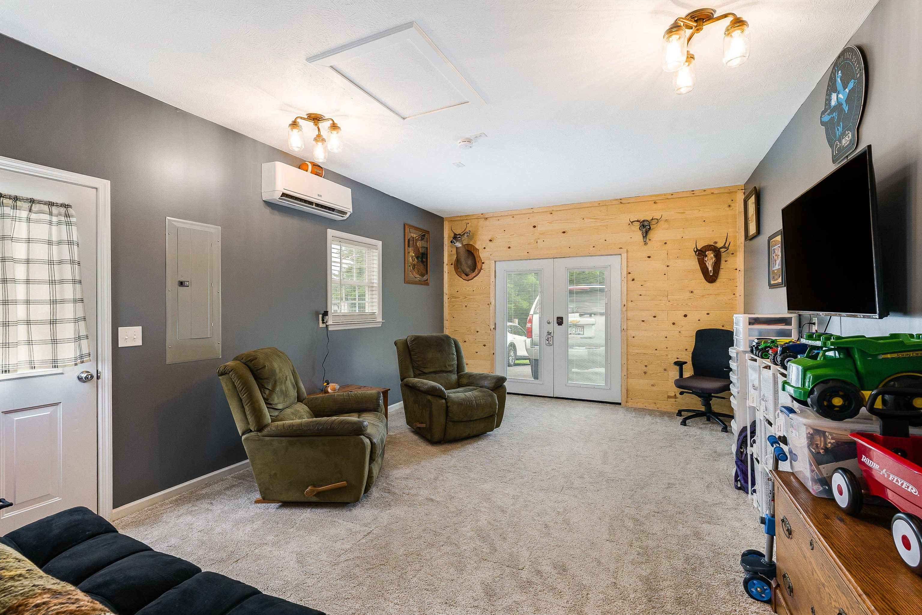 120 B Old Bridgewater Rd