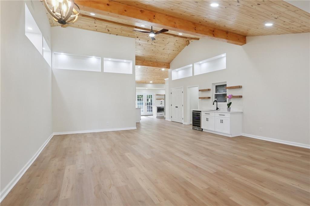 Homes for sale in Metairie, LA | 4101 James Dr, Metairie, LA 70003 | MLS# 2507534