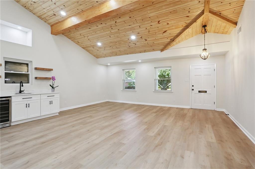 Homes for sale in Metairie, LA | 4101 James Dr, Metairie, LA 70003 | MLS# 2507534