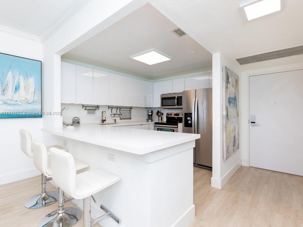 Roney Palace Condo