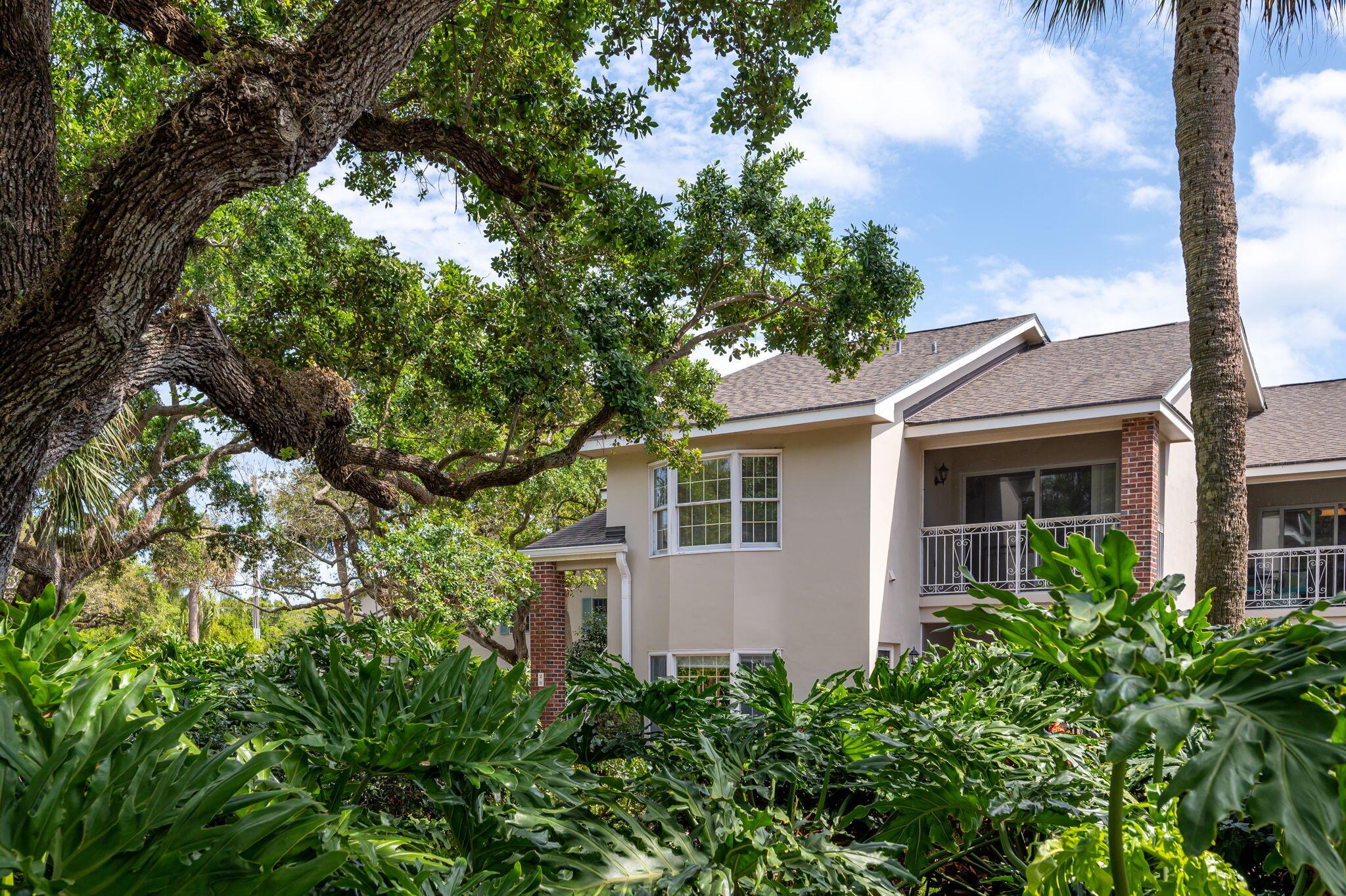 Homes for sale in Indian River Shores, FL | 101 W Park Shores Circle #2w, Indian River Shores, FL 32963 | MLS# R11108422