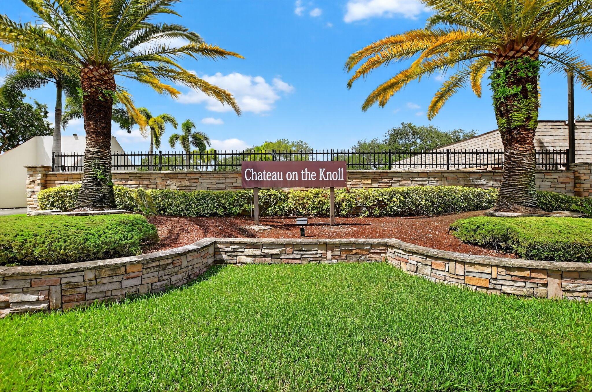 Chateau On The Knoll