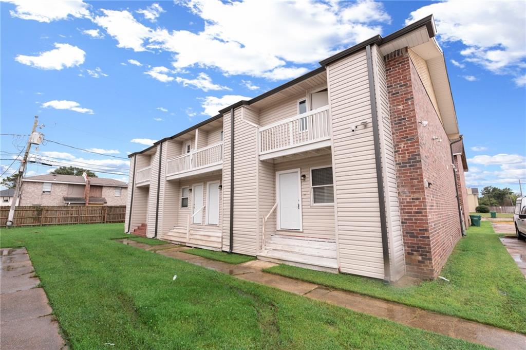 Homes for sale in La Place, LA | 717 Woodland Dr, La Place, LA 70068 | MLS# 2512402