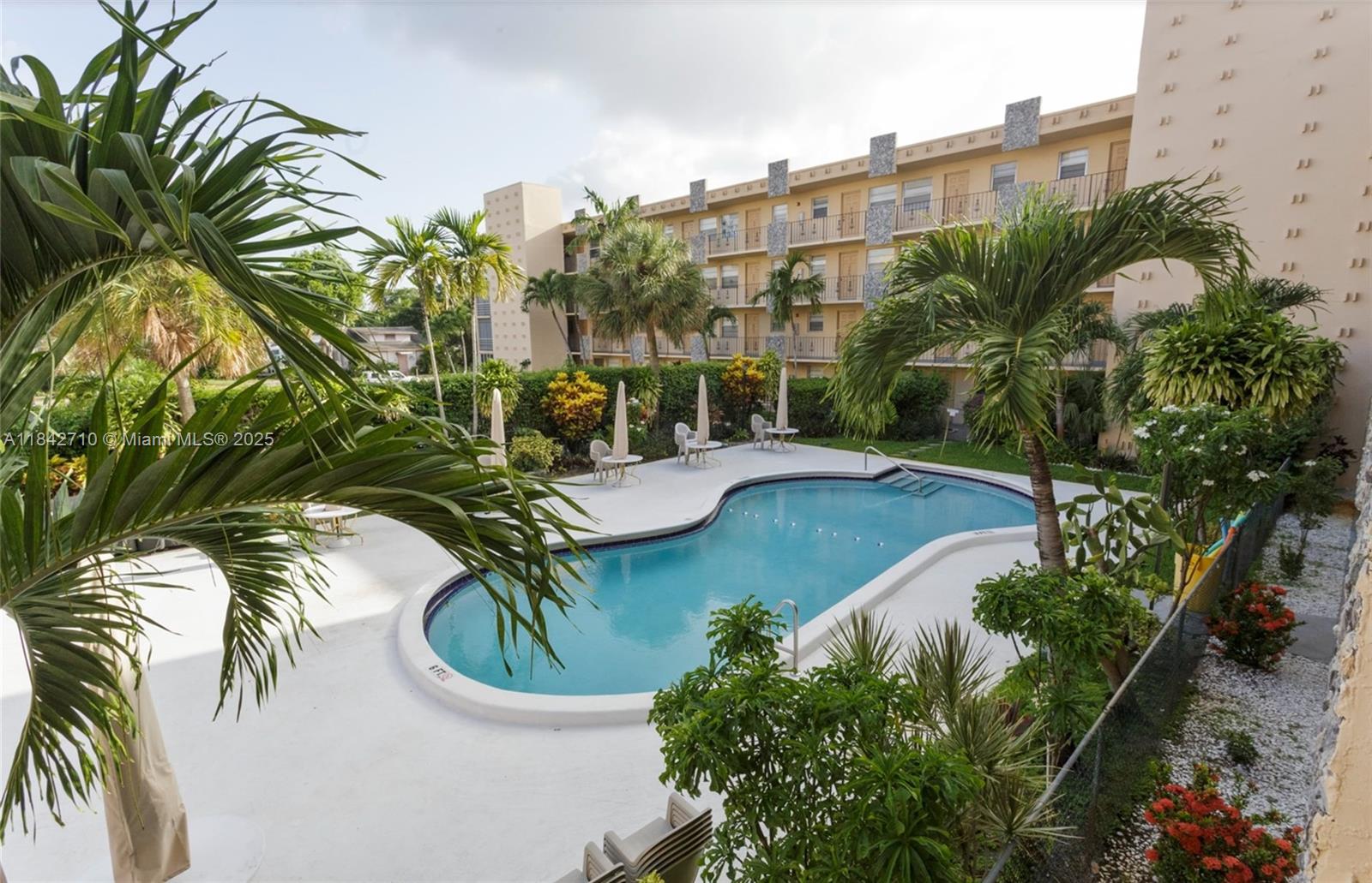 Warrenton House Condo