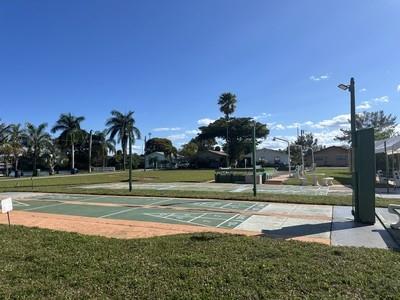 Homes for sale in Hallandale Beach, FL | 1050 Sw 11th St #1L, Hallandale Beach, FL 33009 | MLS# F10515880