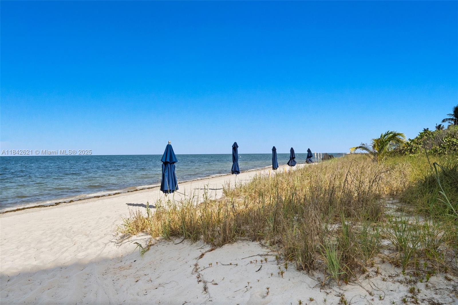 600 Grapetree Dr #9CN, Key Biscayne FL 33149