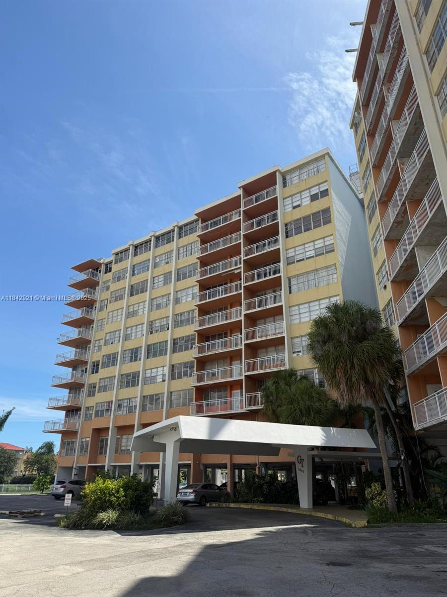 Crestview Towers Condo