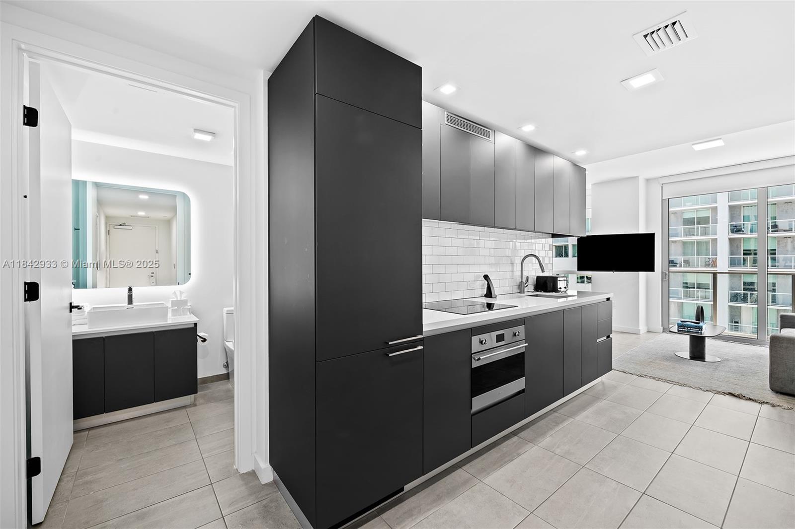 Homes for sale in Miami, FL | 227 Ne 2Nd St #2911, Miami, FL 33132 | MLS# A11842933