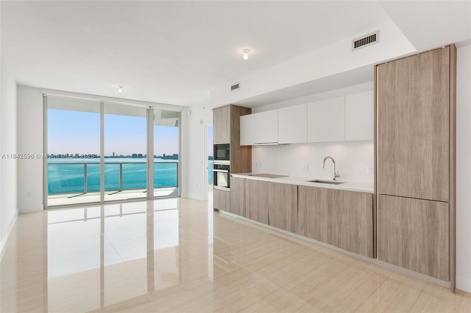 Apartamento en Venta en Miami, FL