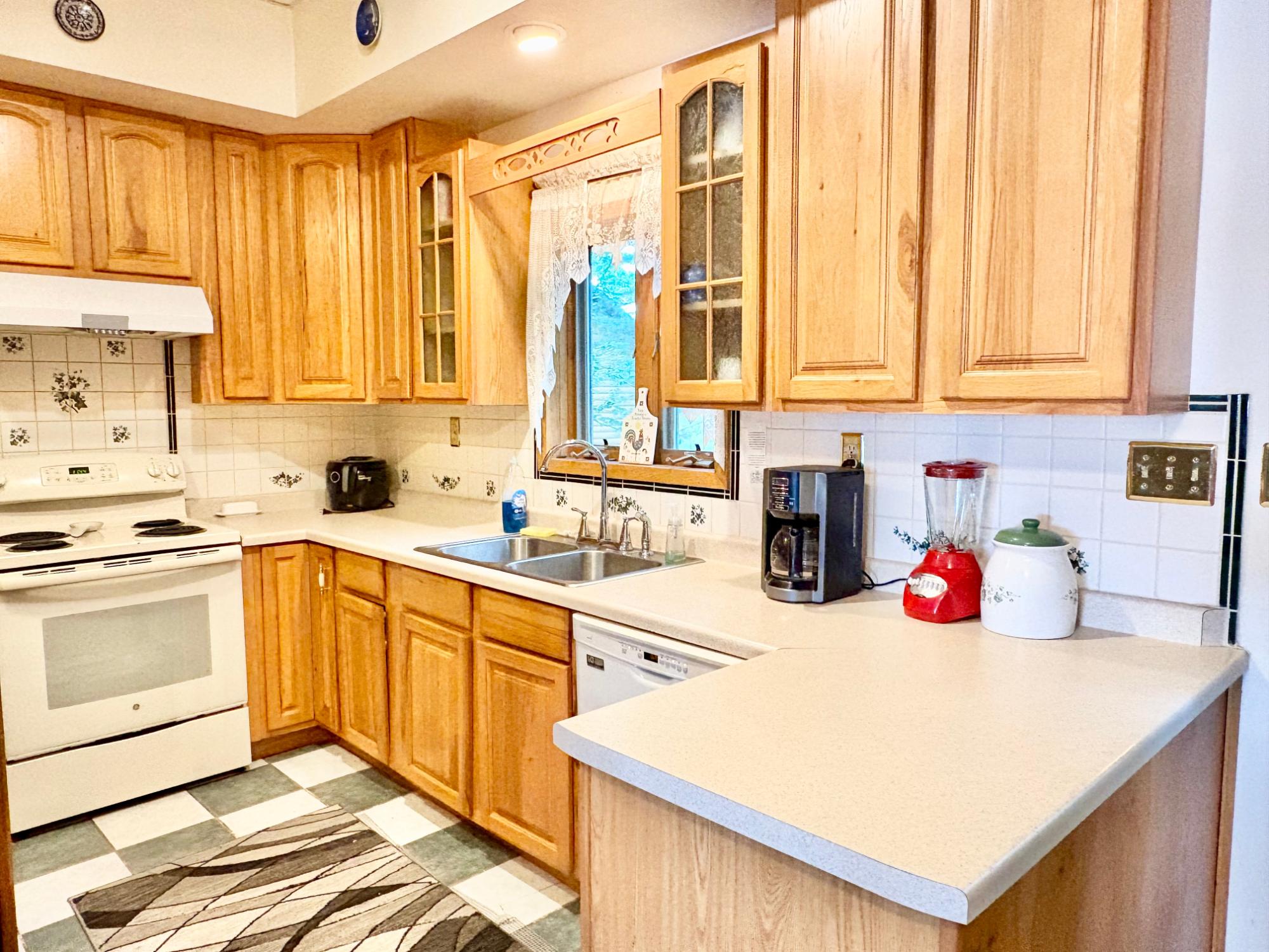 Moen Lake Property 4175 Moen Lake Rd Photo 13