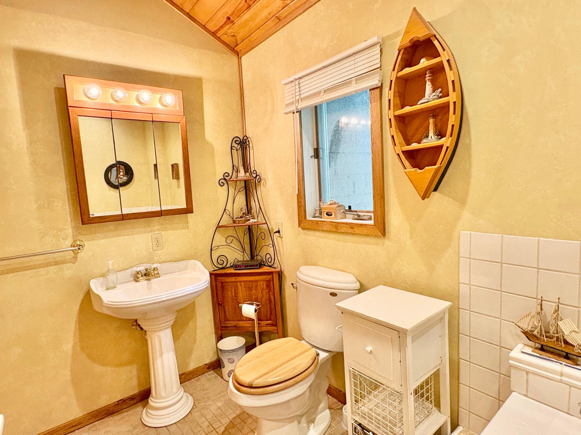 Moen Lake Property 4175 Moen Lake Rd Photo 24