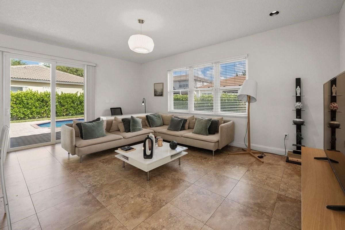 Homes for sale in Pembroke Pines, FL | 19077 Nw 23Rd Ct, Pembroke Pines, FL 33029 | MLS# F10515615