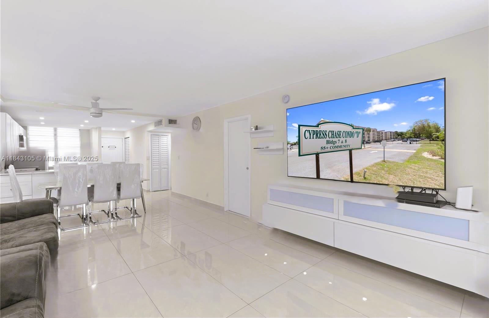 Cypress Chase Condo No 7