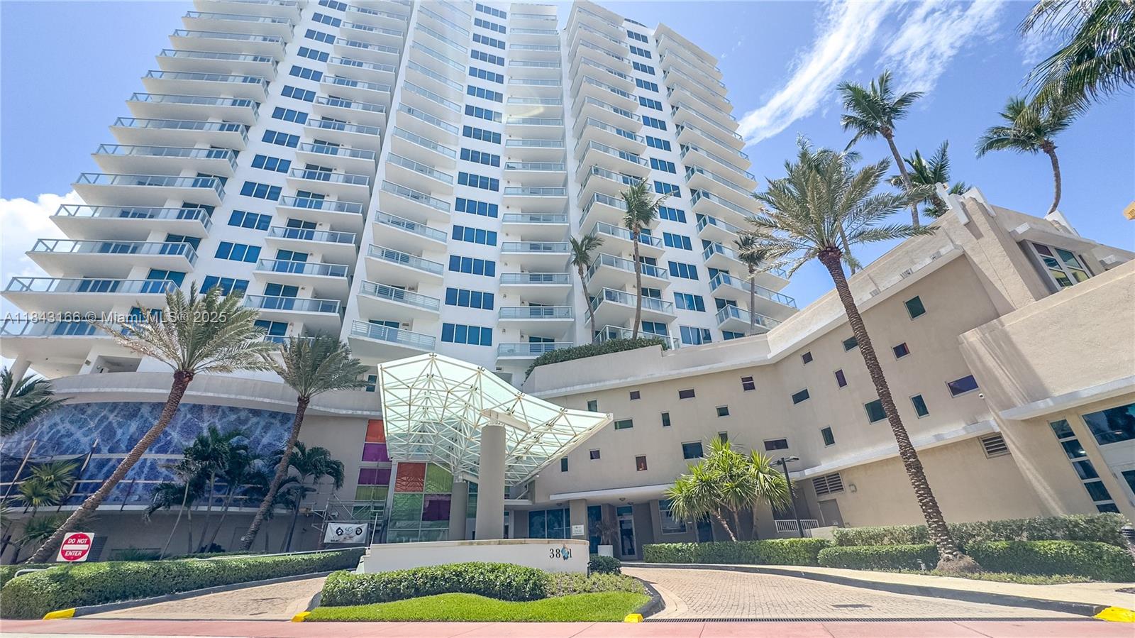 Condo for Rent in Miami Beach, FL