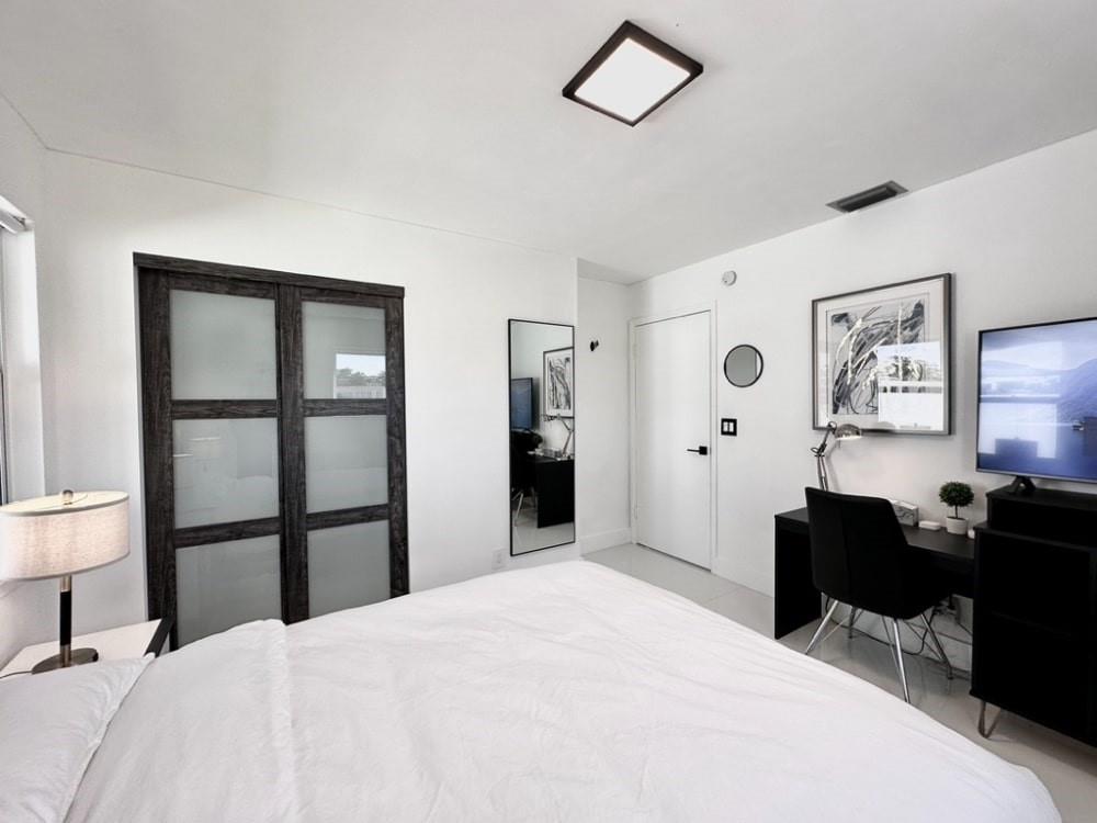 Homes for sale in West Palm Beach, FL | 2135 Dock Street, West Palm Beach, FL 33401 | MLS# F10513058