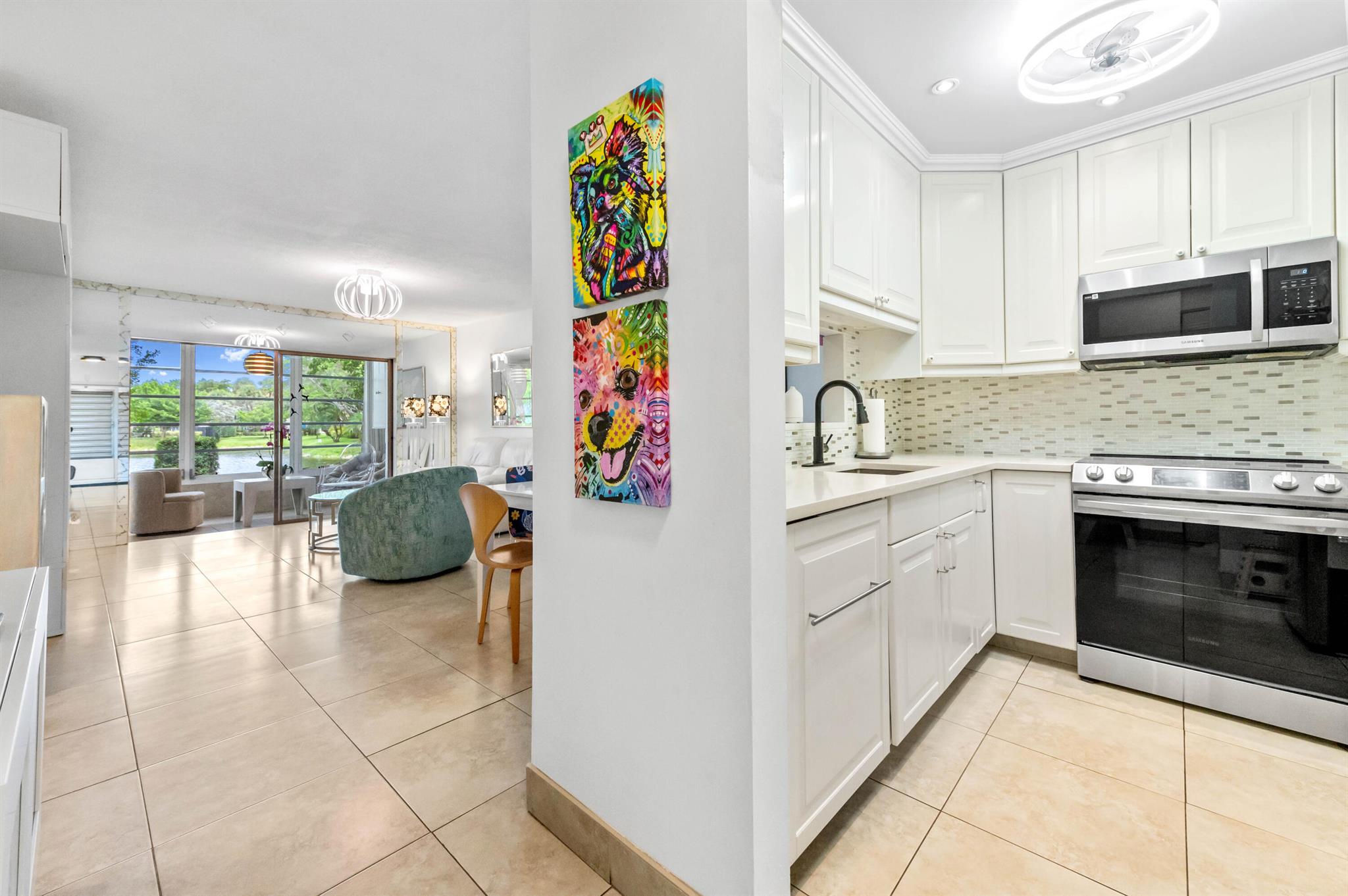 Homes for sale in Lauderdale Lakes, FL | 3530 Nw 52Nd Avenue #409, Lauderdale Lakes, FL 33319 | MLS# R11108717