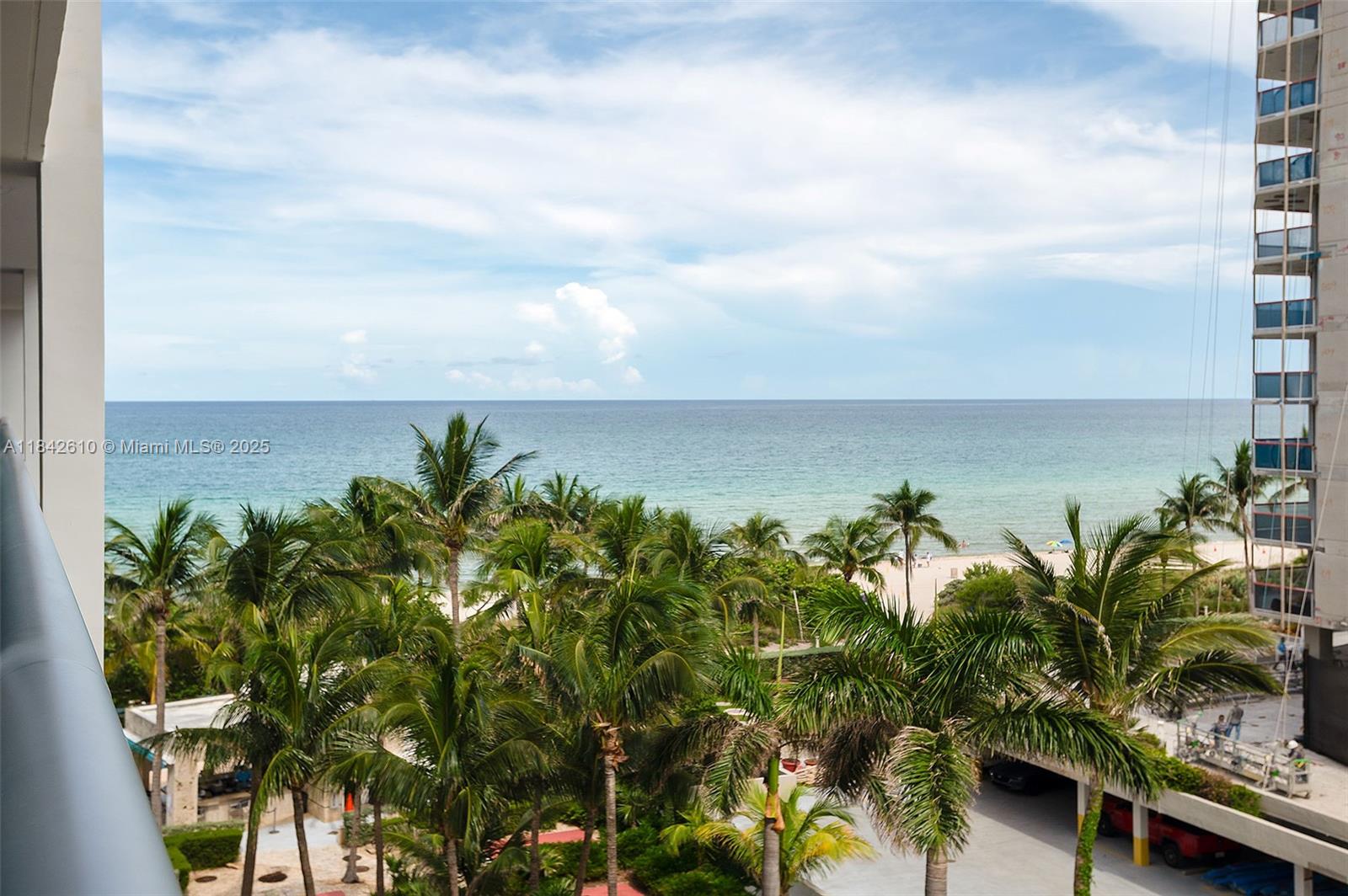 Condo for Sale in Miami Beach, FL