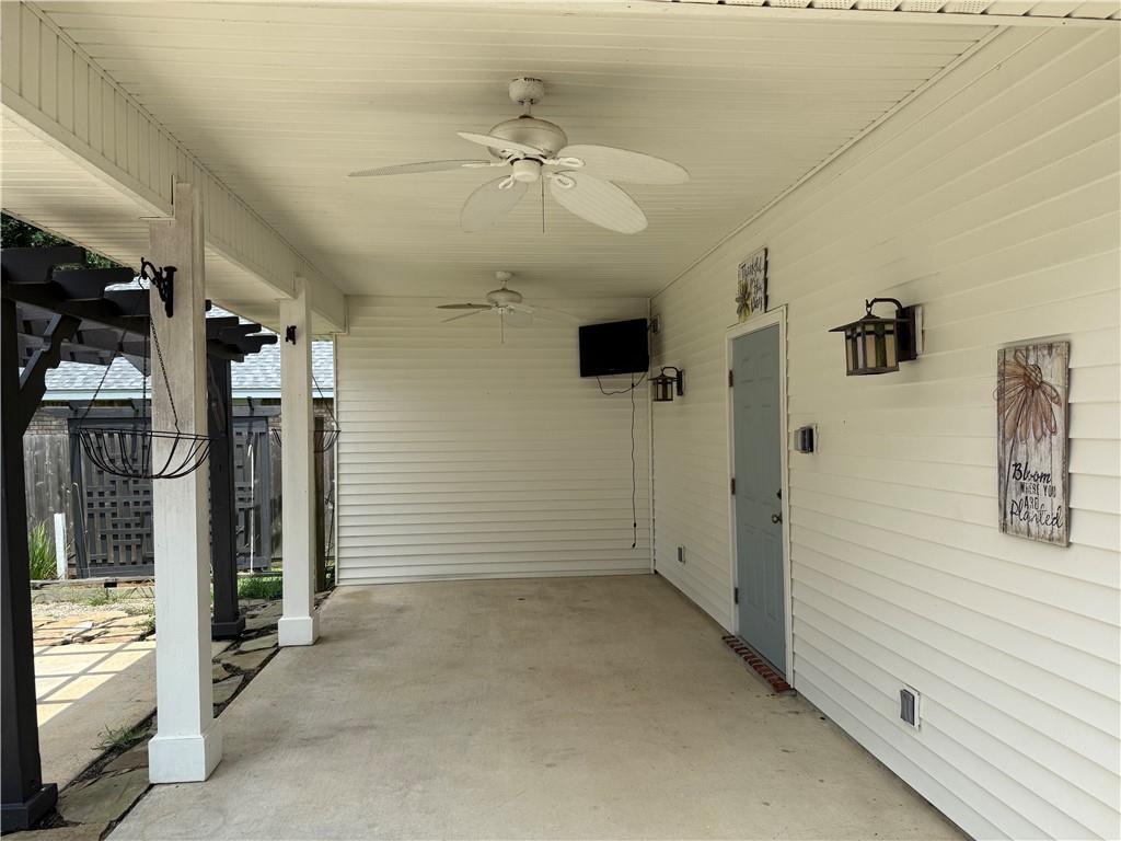 Homes for sale in Mandeville, LA | 547 Casey Dr, Mandeville, LA 70471 | MLS# 2512661