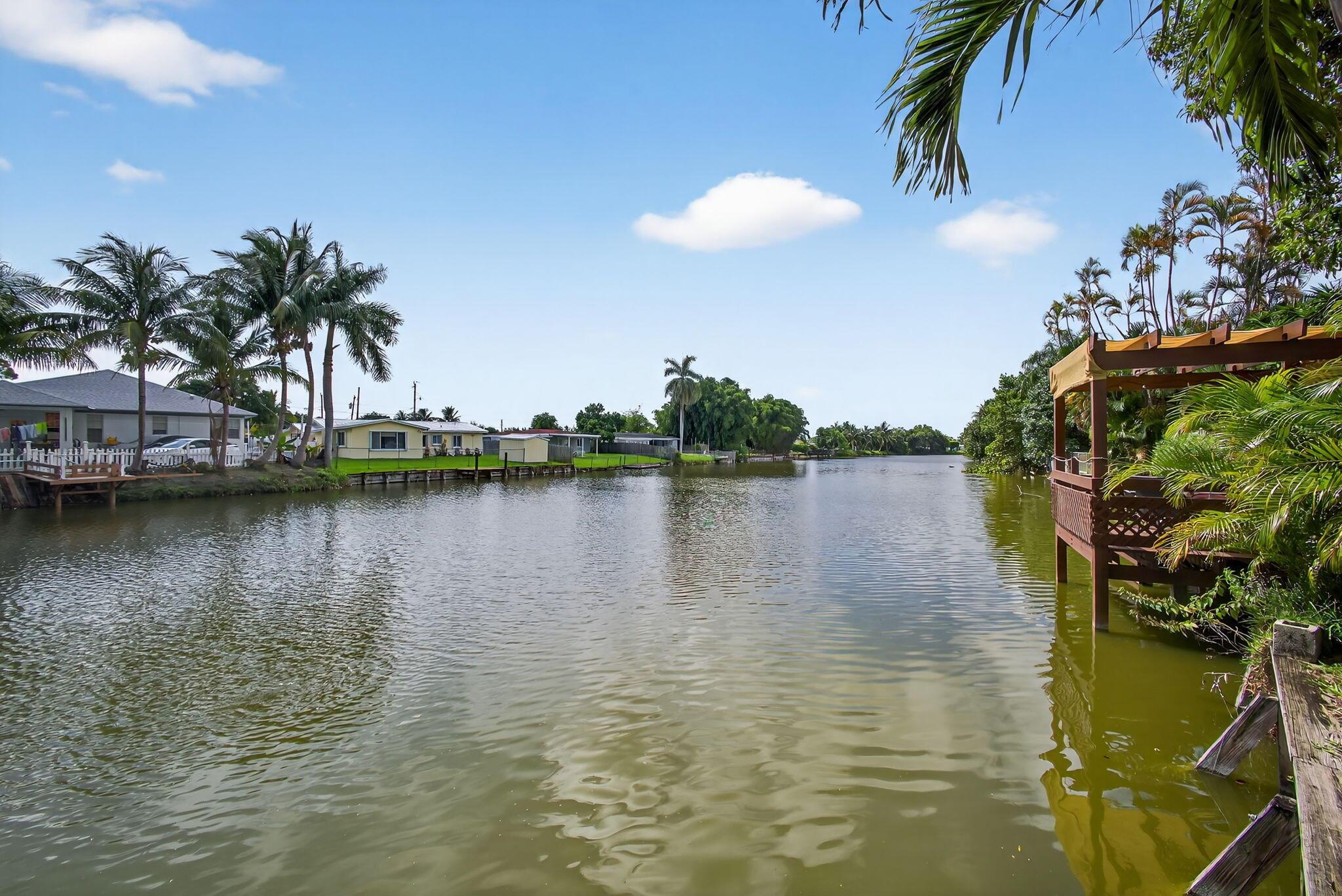 Homes for sale in West Palm Beach, FL | 1052 W Shore Dr, West Palm Beach, FL 33406 | MLS# R11108842