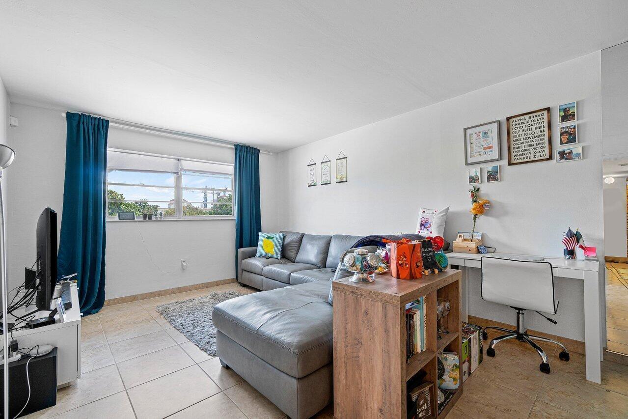 Homes for sale in Boca Raton, FL | 600 Sw 2nd 2390 Avenue #2390, Boca Raton, FL 33432 | MLS# R11108882