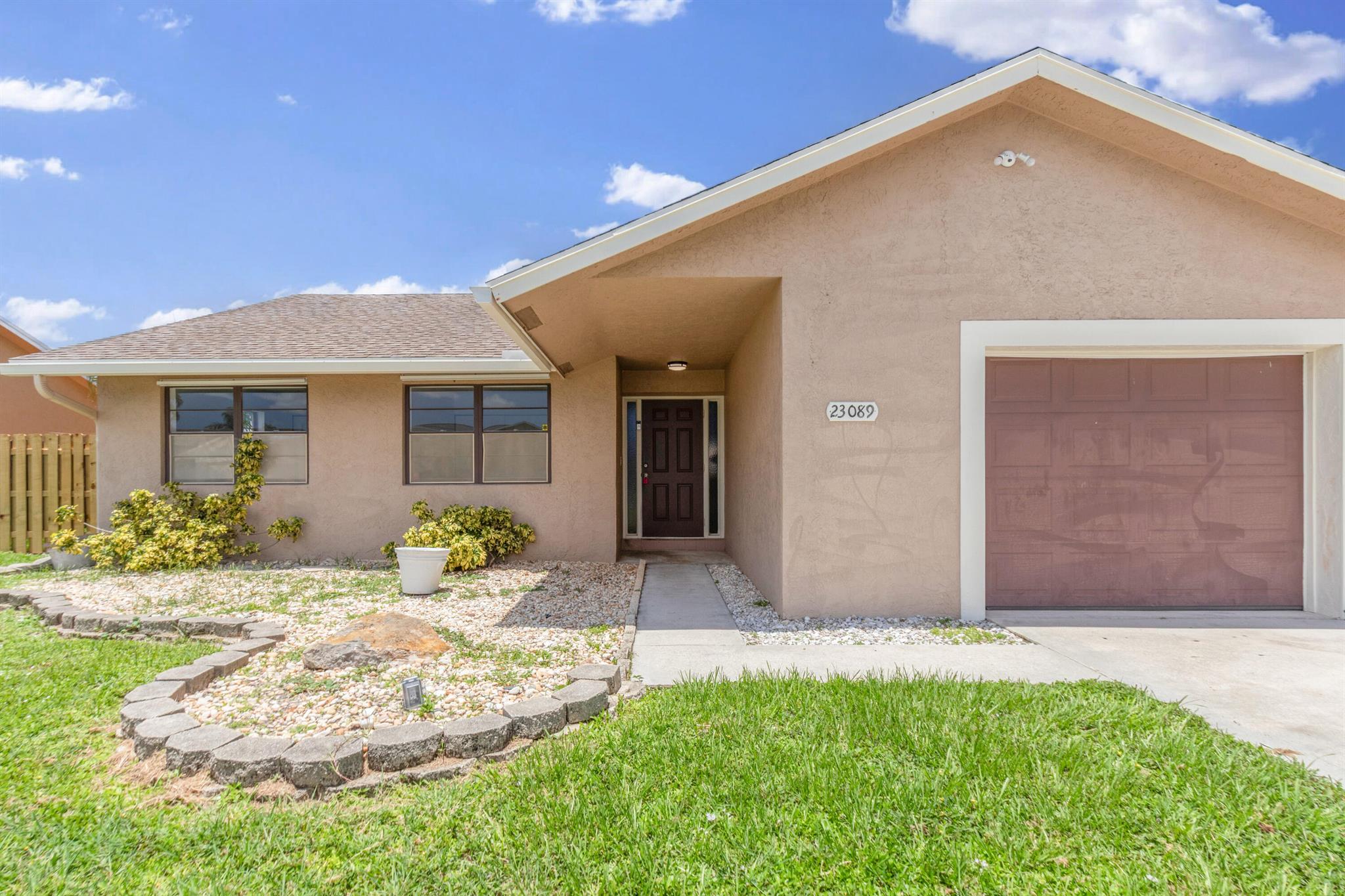 Sandalfoot Cove Sec 9