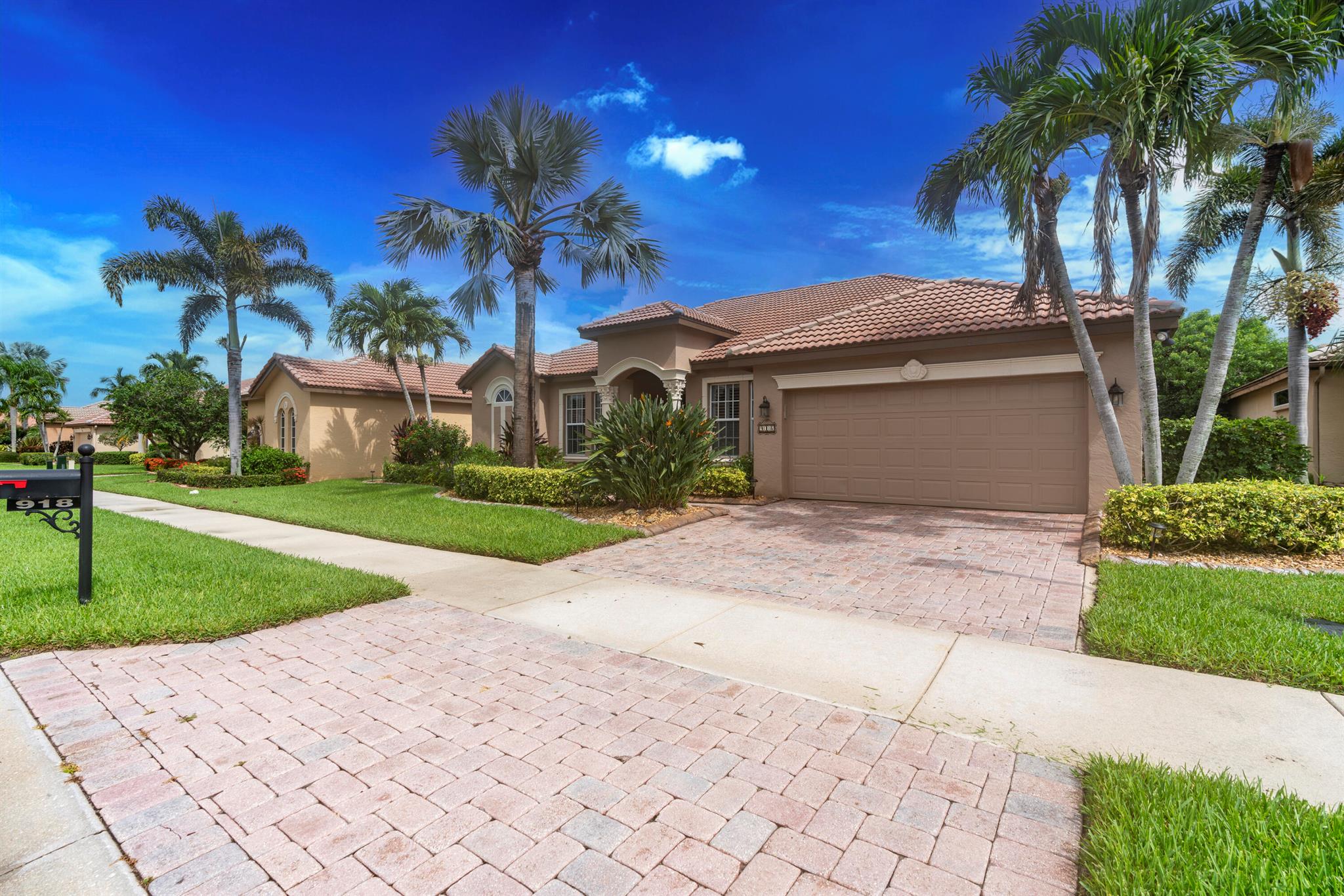 Homes for sale in Port St Lucie, FL | 918 Sw Grand Reserves Boulevard, Port St Lucie, FL 34986 | MLS# R11108962